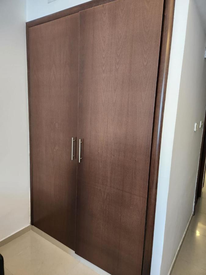 Furnished Studio Apartment Near Business Bay Metro Station Dubai Dış mekan fotoğraf