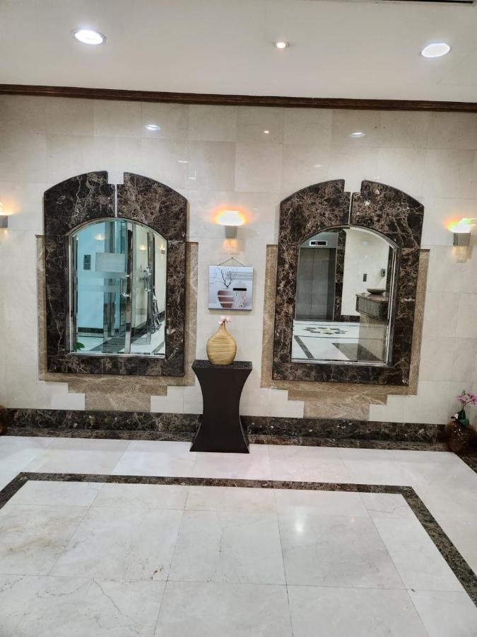 Furnished Studio Apartment Near Business Bay Metro Station Dubai Dış mekan fotoğraf