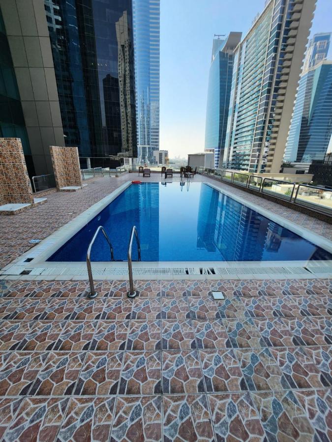 Furnished Studio Apartment Near Business Bay Metro Station Dubai Dış mekan fotoğraf